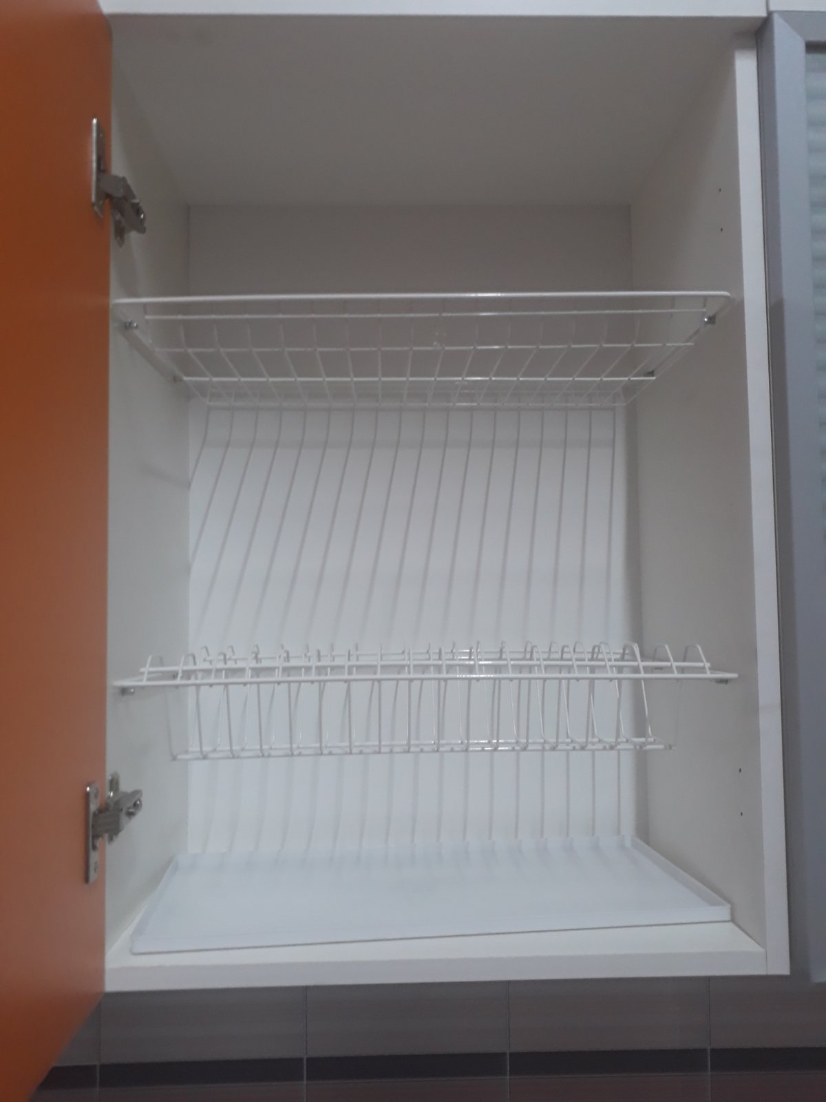 Посудосушитель 60 см с поддоном (92)