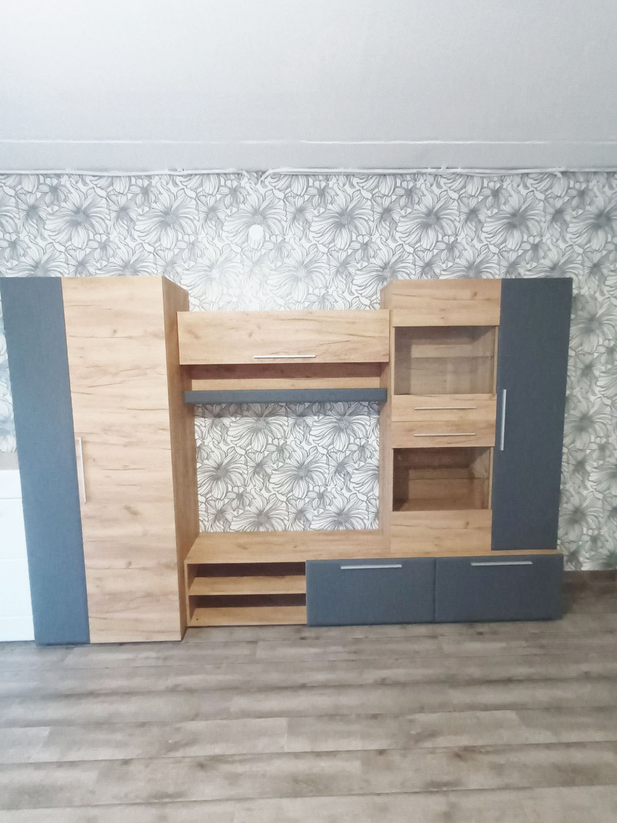 Гостиная Сафари НМ (83) дуб крафт золотой